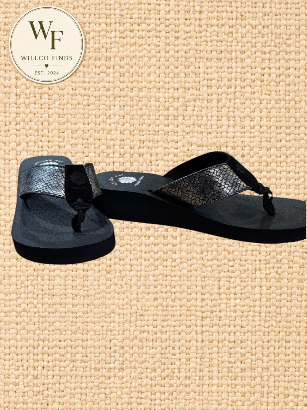 Yellow Box Women’s Chellie Mellow Mat Metallic Snake Flip Flops Size 8.5